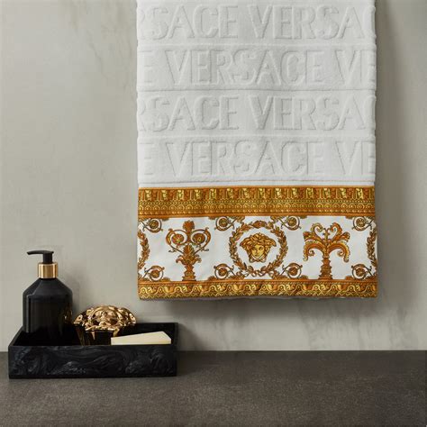 versace barocco towel gold